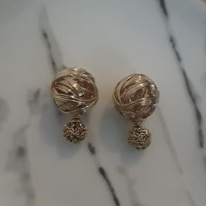 Ball earrings